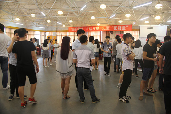 温州服装招聘_温州58同城网招聘后期制作摄像现场会招聘信息三(3)