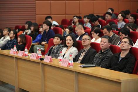 说明: EU4A1519 说明: EU4A1519